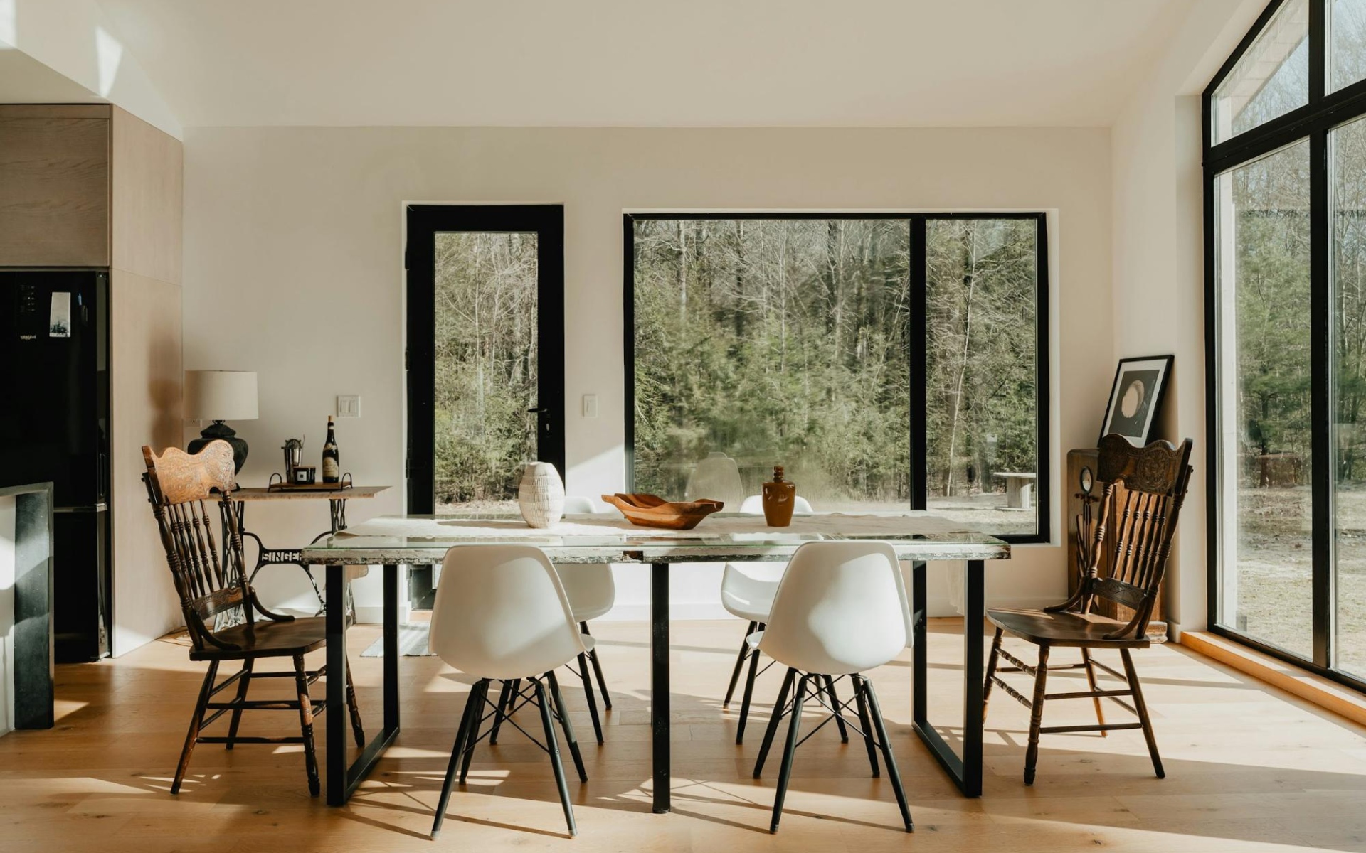 Luxury home design trends for 2024 — biophilic design, earthy tones, and outdoor living in Blue Ridge, Georgia