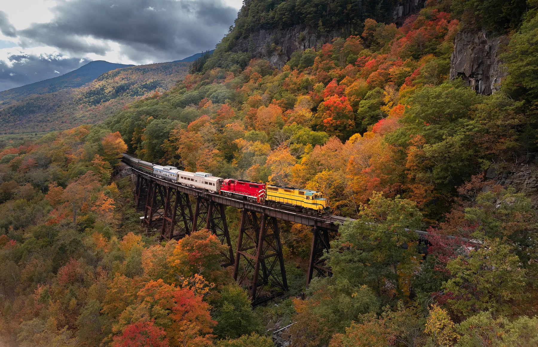Toccoa River valley from the railway