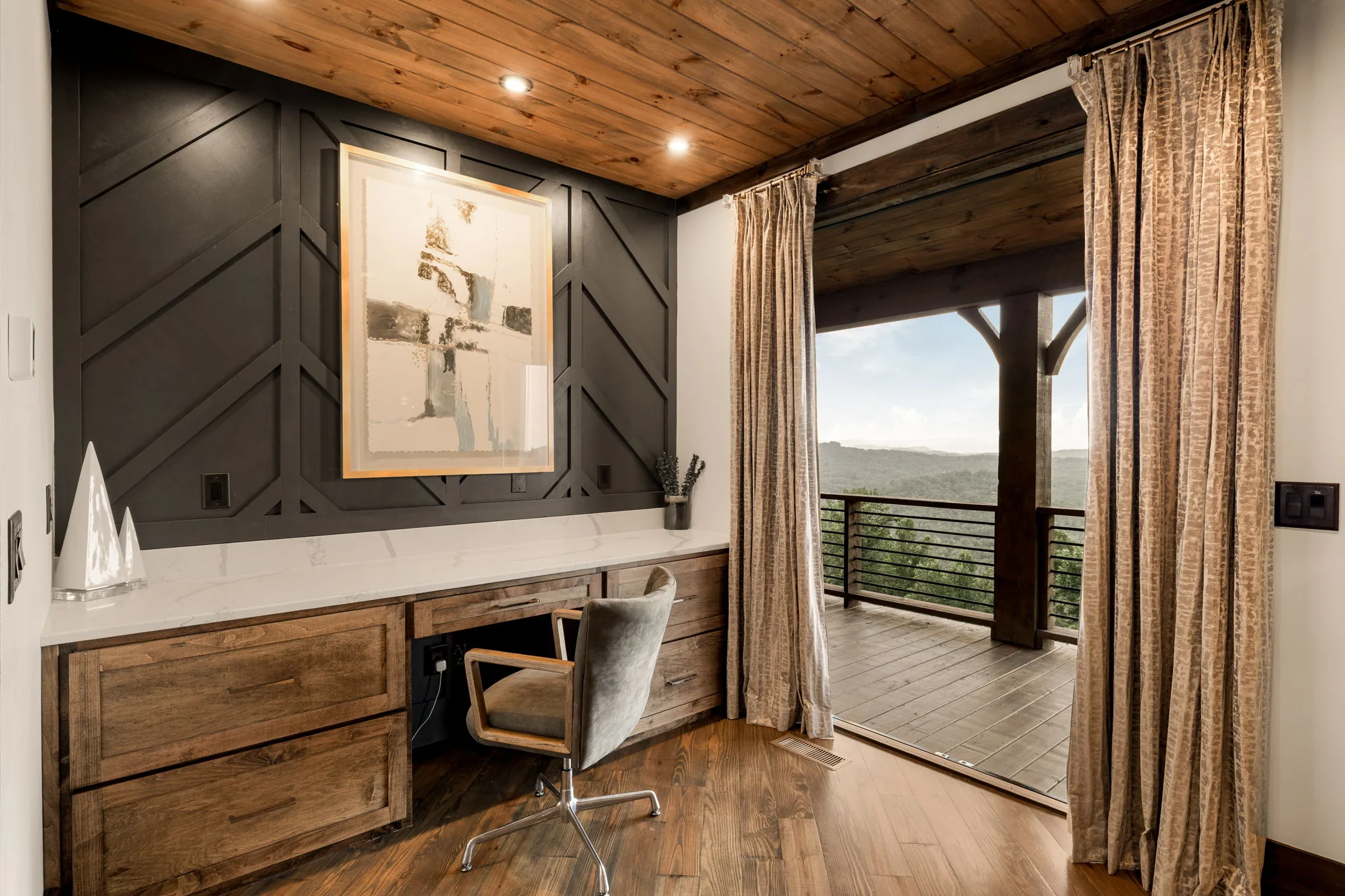 Primary suite office and coffee bar nook