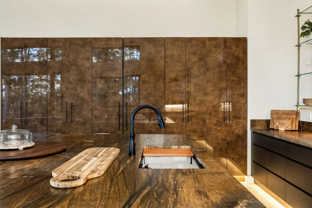 103 Dry Branch Trail — kitchen island breakfast bar