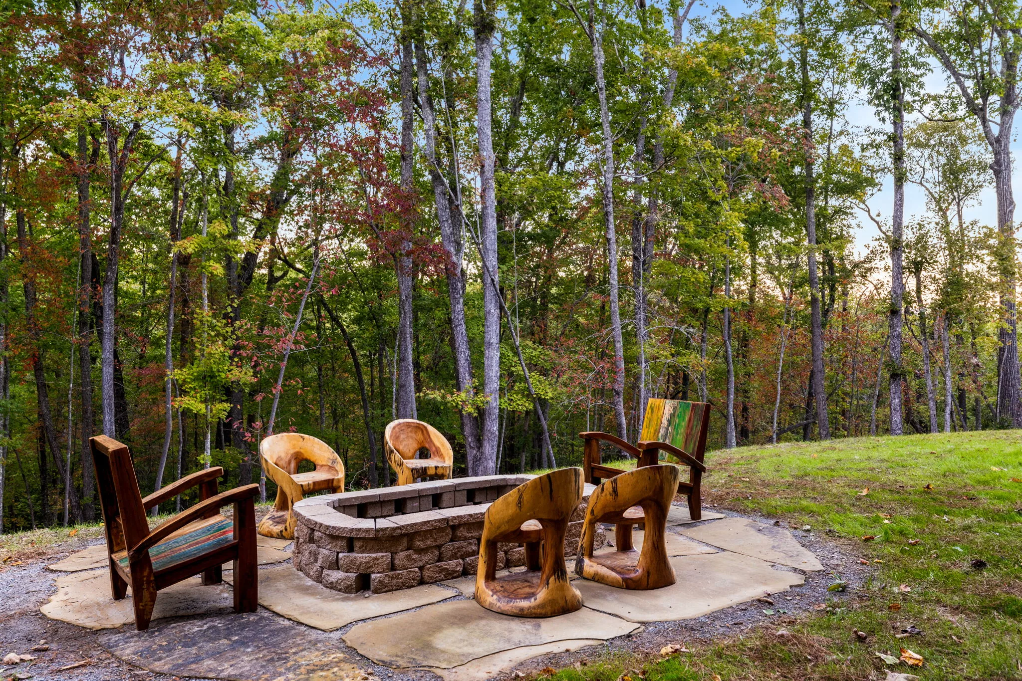 Oval fire pit with flagstone seating